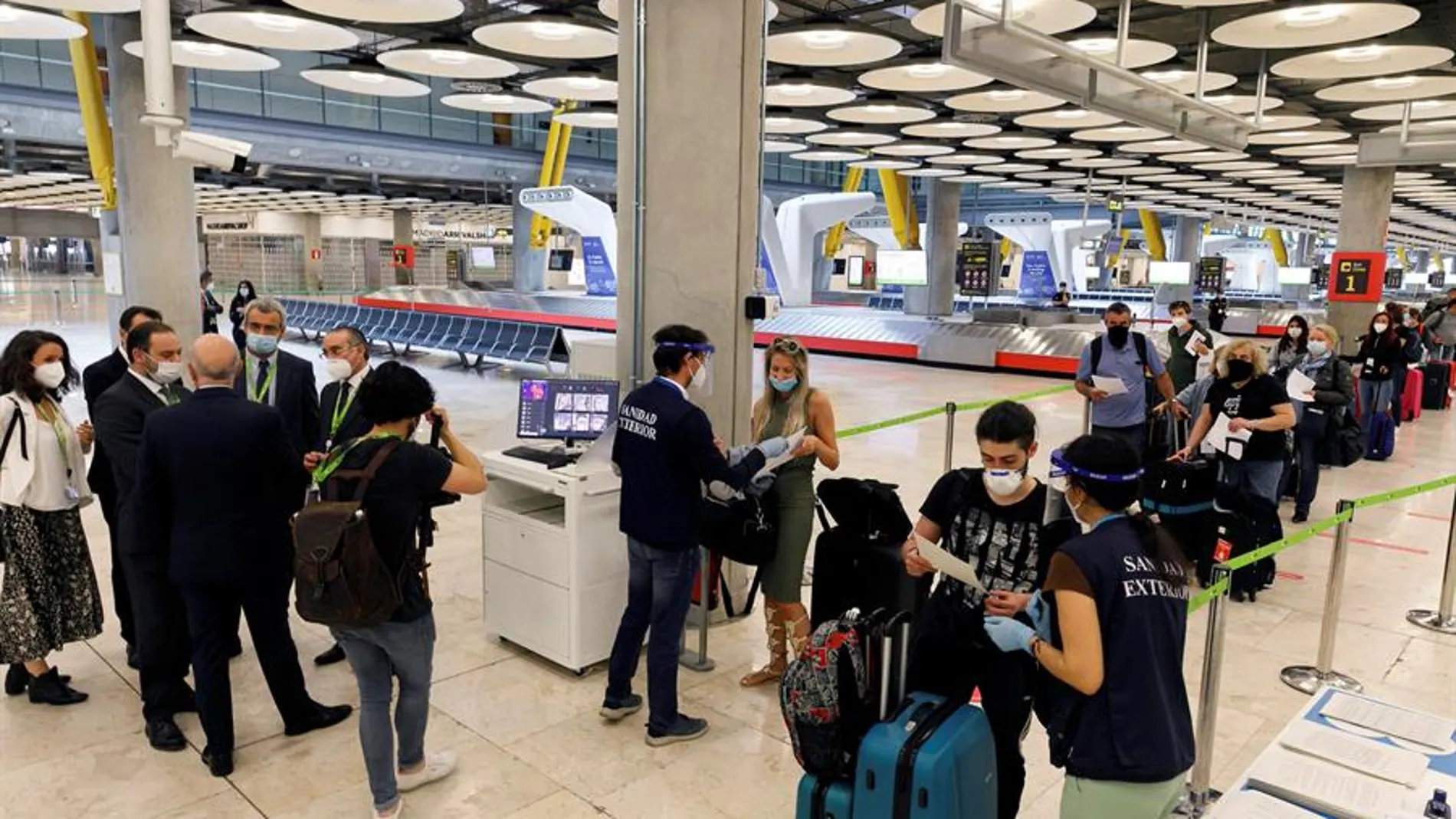 Medidas de seguridad implantadas en el aeropuerto Adolfo Suárez Madrid-Barajas