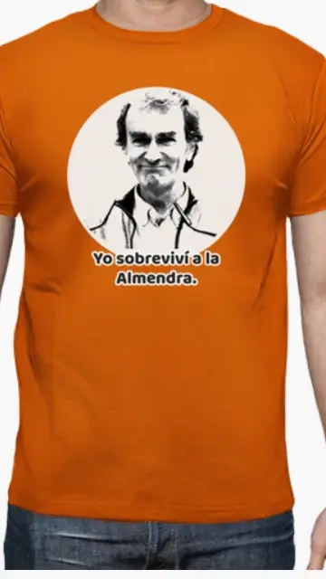 Otra camiseta con el momento de la almendra Otra camiseta con el momento de la almendra