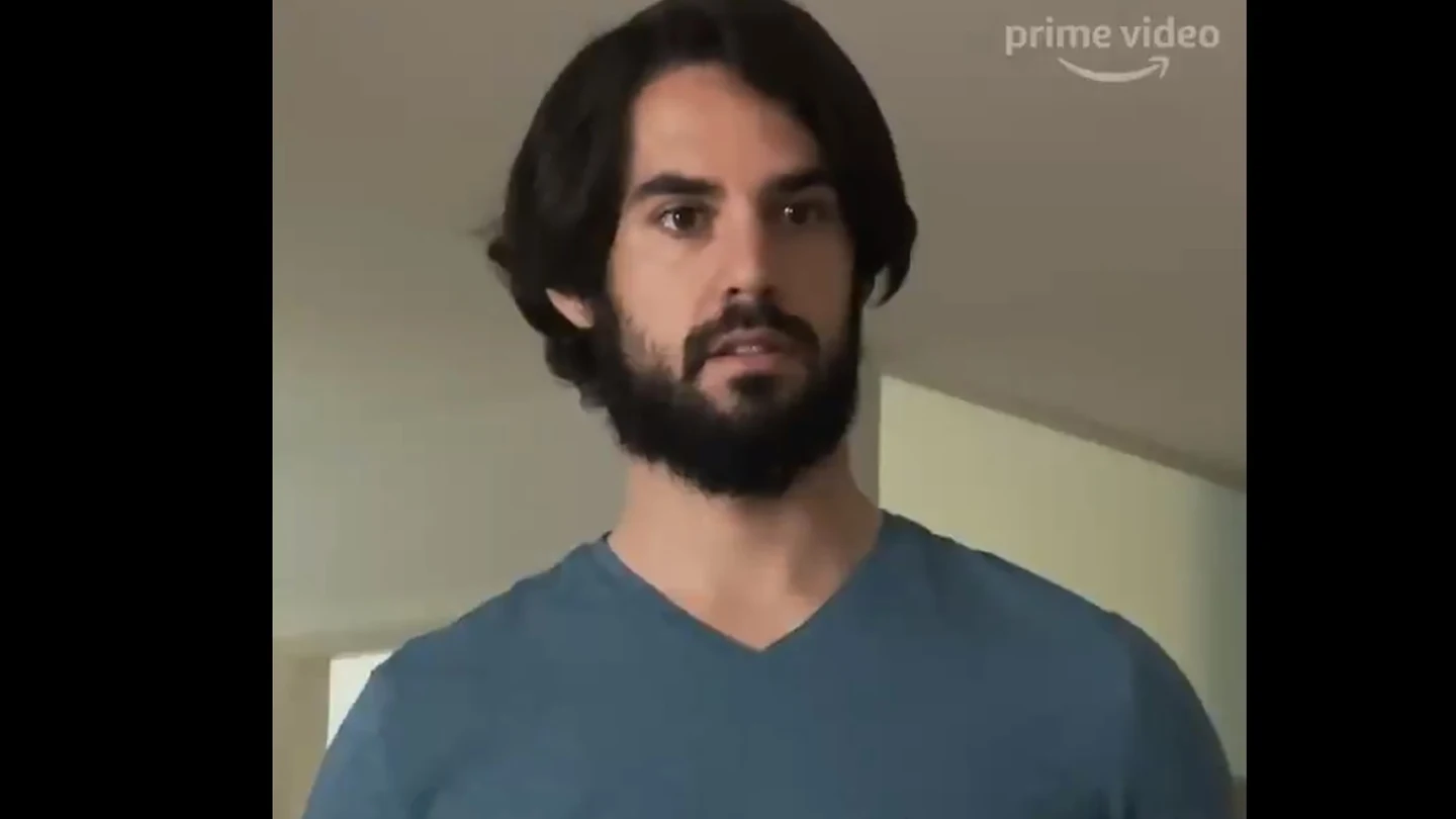Isco Alarcón, en la serie 'Relatos Con-fin-a-dos' Isco Alarcón, en la serie 'Relatos Con-fin-a-dos'