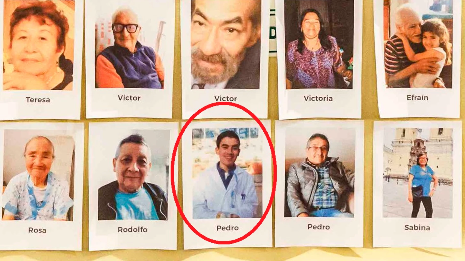 Una foto del actor porno Jordi 'El Niño Polla' se cuela en un homenaje a  víctimas del coronavirus en Perú