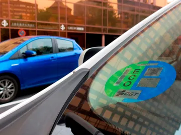 Ayudas del Gobierno para la compra de un coche nuevo: requisitos y cantidad de dinero del plan Pive 2020 Ayudas del Gobierno para la compra de un coche nuevo: requisitos y cantidad de dinero del plan Pive 2020
