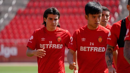 Luka Romero, junto a Take Kubo Luka Romero, junto a Take Kubo