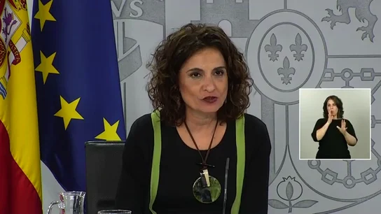 Montero responde a Miguel Bosé y al movimiento antivacunas: "Son un remedio eficaz para prevenir y erradicar enfermedades" Montero responde a Miguel Bosé y al movimiento antivacunas: "Son un remedio eficaz para prevenir y erradicar enfermedades"