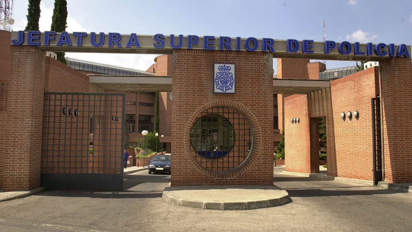 Jefatura Superior de Policía Jefatura Superior de Policía