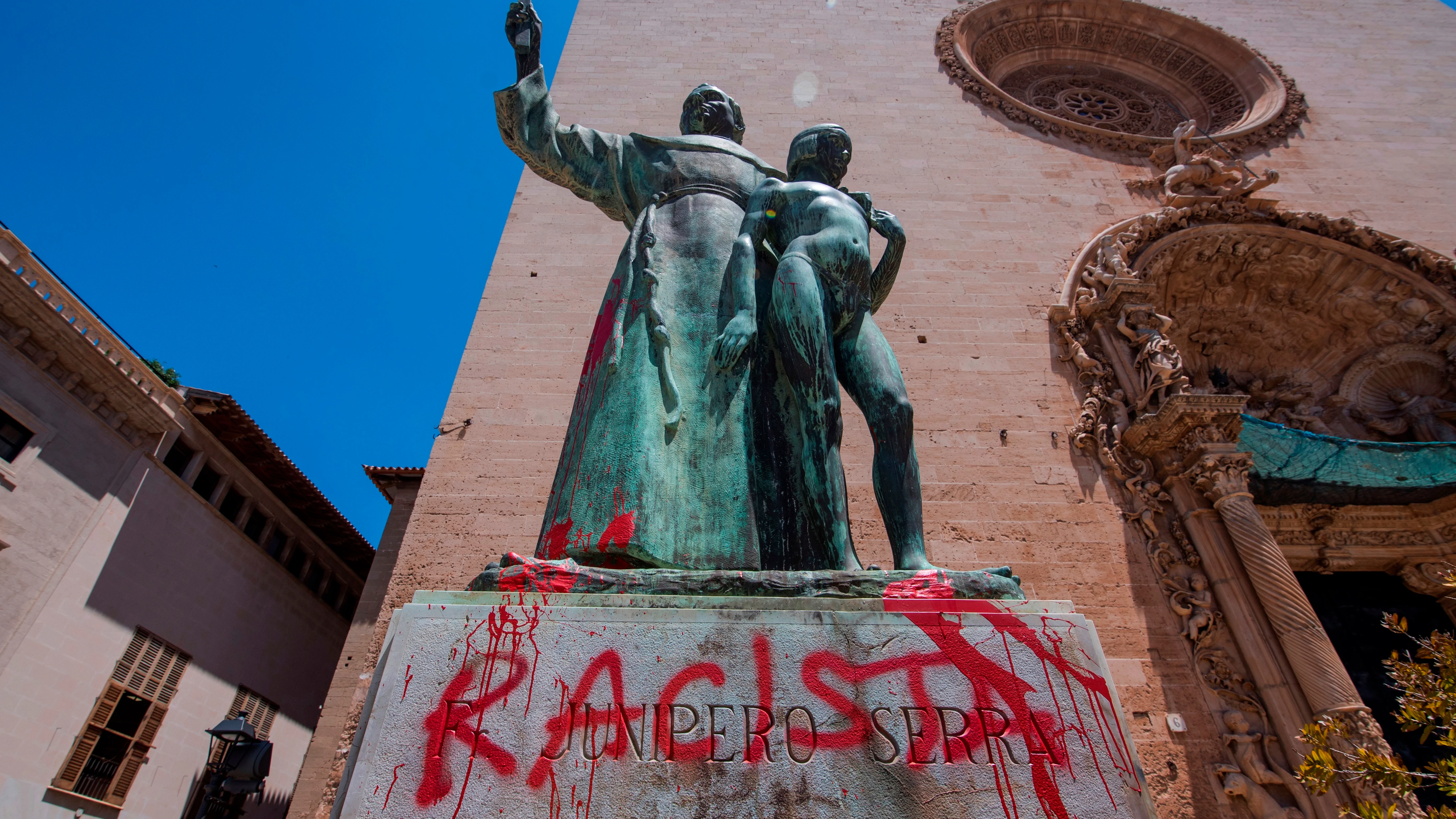 La estatua dedicada en Palma en la Plaza de Sant Francesc a Fray Junípero Serra