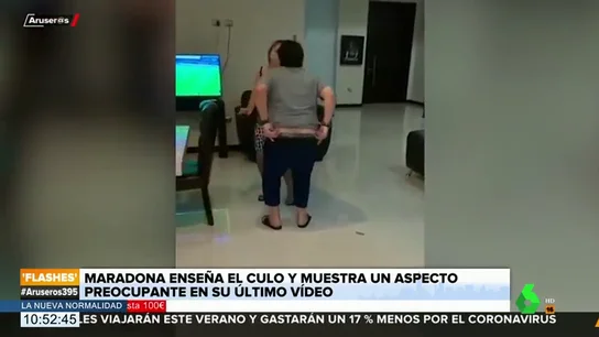 Maradona se baja los pantalones en un vídeo y hace un 'calvo' mientras baila con dificultades Maradona se baja los pantalones en un vídeo y hace un 'calvo' mientras baila con dificultades