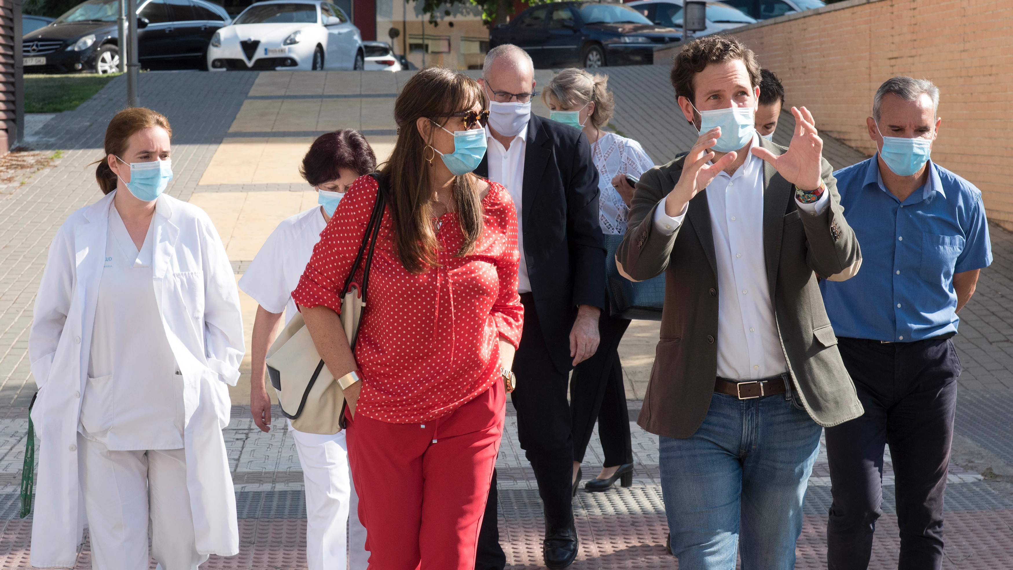 La consejera de Sanidad, Sira Repollés, de visita en las comarcas afectadas