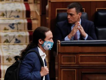 Pablo Iglesias y Pedro Sánchez en el Congreso Pablo Iglesias y Pedro Sánchez en el Congreso