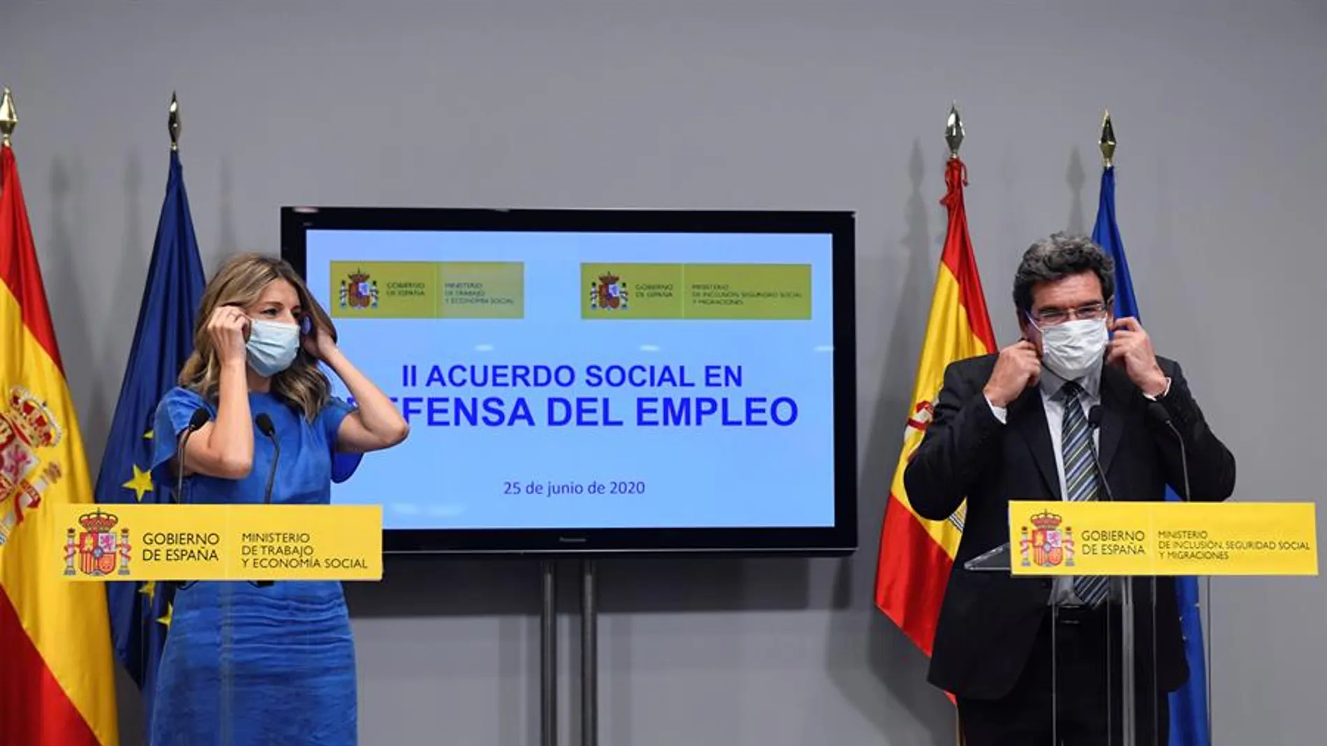 Los ministros de Trabajo y Seguridad Social, Yolanda Díaz y José Luis Escrivá (Archivo)
