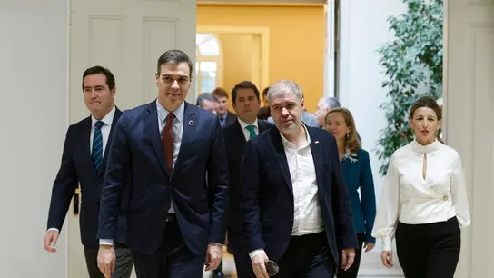 Gobierno, patronal y sindicatos durante la firma de la subida del SMI en 2020. Gobierno, patronal y sindicatos durante la firma de la subida del SMI