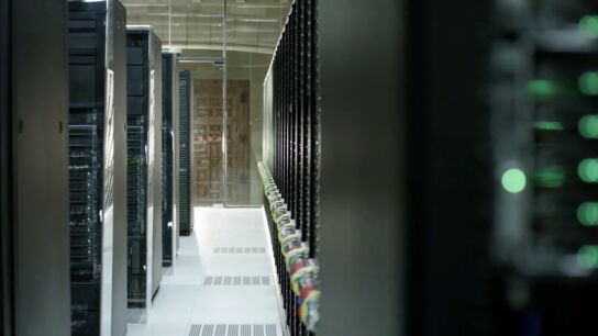 El superordenador que trabaja para acelerar la investigaci&oacute;n contra el coronavirus 