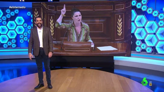 La tajante respuesta de Dani Mateo a los gritos de Olona La tajante respuesta de Dani Mateo a los gritos de Olona negando la violencia machista: "Tiene opiniones machistas, xenófobas y racistas"