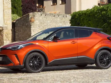 TOYOTA C-HR TOYOTA C-HR