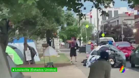 Las duras imágenes del asesinato de un manifestante antirracista en Kentucky Las duras imágenes del asesinato de un manifestante antirracista en Kentucky