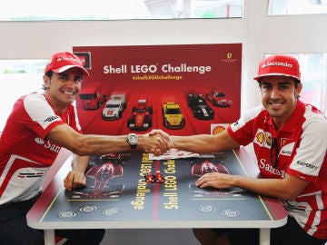 Pedro de la Rosa y Fernando Alonso, en Ferrari Pedro de la Rosa y Fernando Alonso, en Ferrari