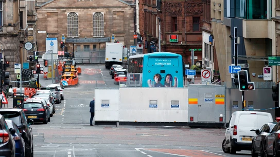 Lugar acordonado por la Policía en las inmediaciones del hotel Premier Inn de Glasgow donde se produjo el apuñalamiento Lugar acordonado por la Policía en las inmediaciones del hotel Premier Inn de Glasgow donde se produjo el apuñalamiento