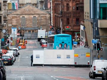 Lugar acordonado por la Policía en las inmediaciones del hotel Premier Inn de Glasgow donde se produjo el apuñalamiento Lugar acordonado por la Policía en las inmediaciones del hotel Premier Inn de Glasgow donde se produjo el apuñalamiento