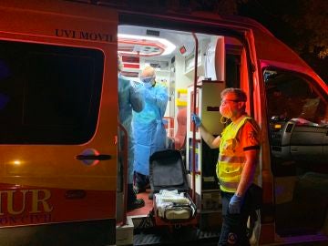 El SAMUR atiende a los heridos en una reyerta en Carabanchel El SAMUR atiende a los heridos en una reyerta en Carabanchel