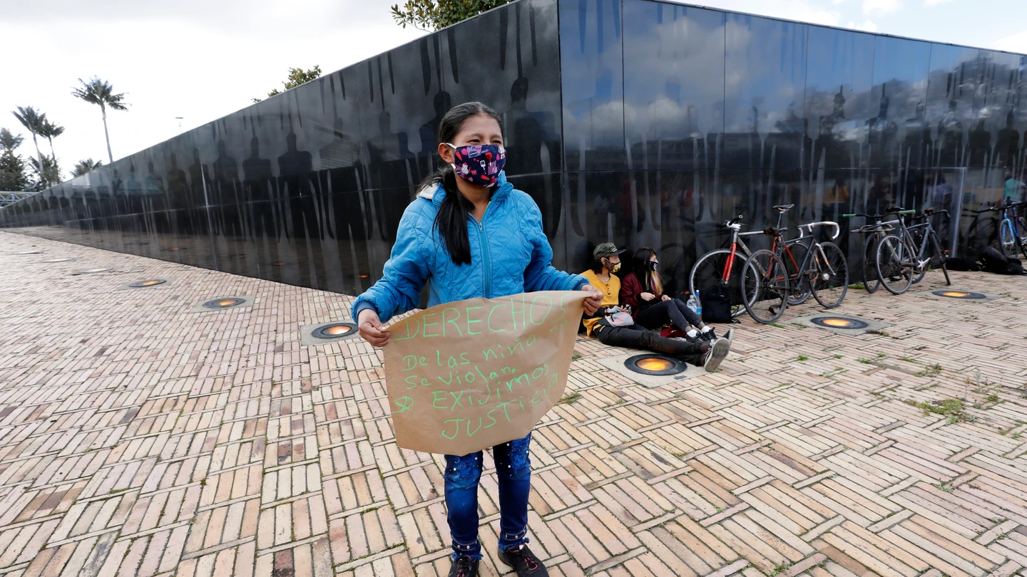 Protestas por la violación de una niña en Colombia Protestas por la violación de una niña en Colombia