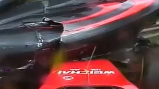 Accidente de Fernando Alonso y Kimi Raikkonen Accidente de Fernando Alonso y Kimi Raikkonen