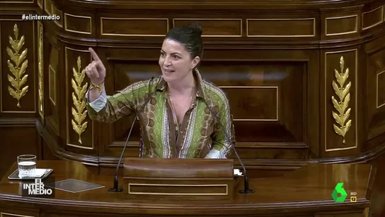 Vídeo manipulado - El discurso de Macarena Olona recreando la mítica escena de 'Lo que el viento se llevó' Vídeo manipulado - El discurso de Macarena Olona recreando la mítica escena de 'Lo que el viento se llevó'