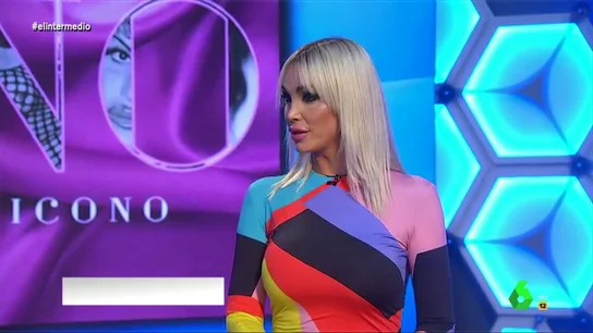 La actriz Daniela Santiago, sobre la retirada de las banderas LGTBI de los ayuntamientos: "Reclamamos derechos como personas humanas que somos" La actriz Daniela Santiago, sobre la retirada de las banderas LGTBI de los ayuntamientos: "Reclamamos derechos como personas humanas que somos"