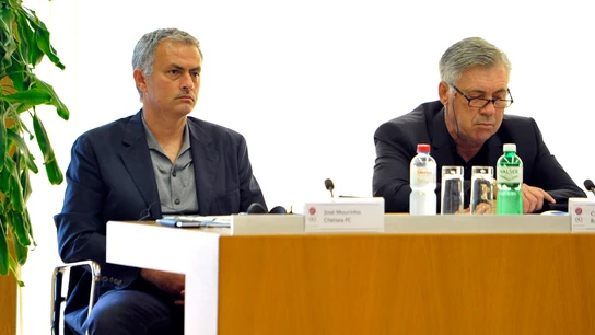 José Mourinho y Carlo Ancelotti, en una reunión de la UEFA José Mourinho y Carlo Ancelotti, en una reunión de la UEFA