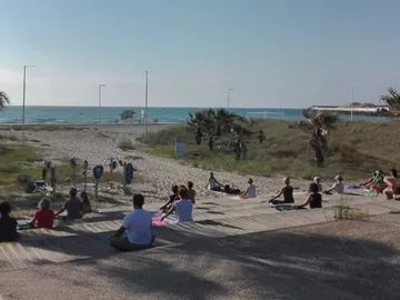 Festival de yoga en la playa. Castelló Festival de yoga en la playa. Castelló