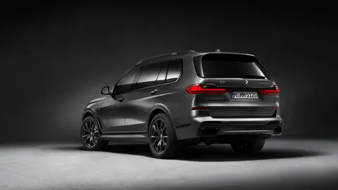 BMW X7 Dark Shadow Edition BMW X7 Dark Shadow Edition