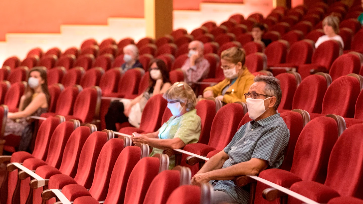 La sensación de higiene y seguridad en los cines duplica a la que sienten los clientes de tiendas y restaurantes La sensación de higiene y seguridad en los cines duplica a la que sienten los clientes de tiendas y restaurantes