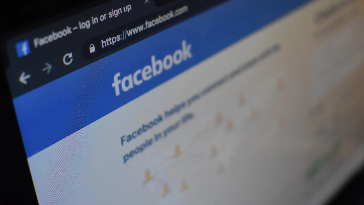 Así son los bots que ha creado Facebook para mejorar el comportamiento de los usuarios Facebook y sus bots