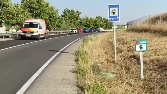 Hallan el cuerpo sin vida de una mujer y a una joven herida en una cuneta de una carretera cerca de El Álamo Hallan el cuerpo sin vida de una mujer y a una joven herida en una cuneta de una carretera cerca de El Álamo
