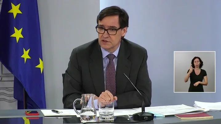 Illa afirma que el 70% de los brotes tienen menos de diez casos activos y más del 60% de los casos se detectan en Cataluña y Aragón Illa afirma que el 70% de los brotes tienen menos de diez casos activos y más del 60% de los casos se detectan en Cataluña y Aragón