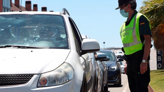 control de la Guardia Civil de Tráfico control de la Guardia Civil de Tráfico