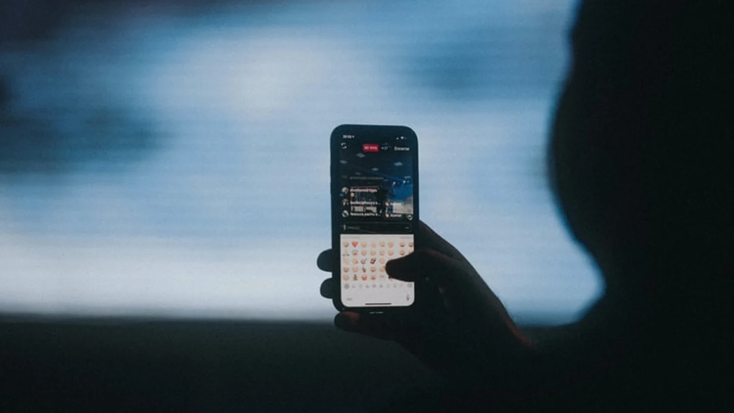 Google elimina FlixOnline, la aplicación de Android que se hacía pasar por Netflix Google elimina FlixOnline, la aplicación de Android que se hacía pasar por Netflix