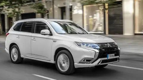 Mitsubishi Outlander Mitsubishi Outlander