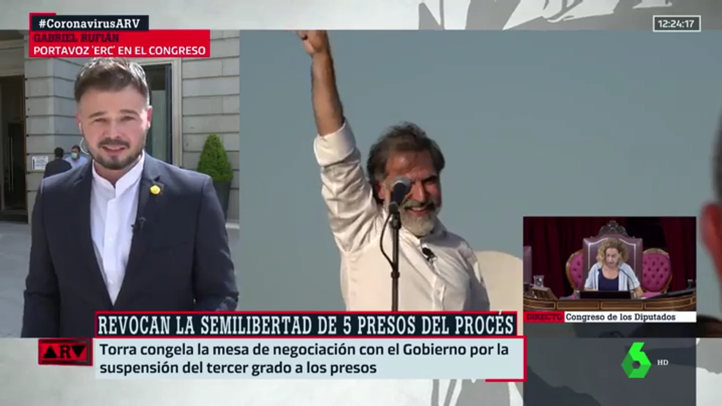 Rufián, sobre el tuit de Iglesias en defensa la semilibertad de los presos del procés: "Un vicepresidente puede hacer más" Rufián, sobre el tuit de Iglesias en defensa la semilibertad de los presos del procés: "Un vicepresidente puede hacer más"