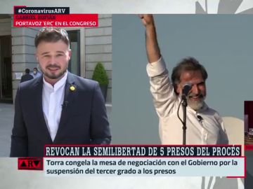 Rufián, sobre el tuit de Iglesias en defensa la semilibertad de los presos del procés: "Un vicepresidente puede hacer más" Rufián, sobre el tuit de Iglesias en defensa la semilibertad de los presos del procés: "Un vicepresidente puede hacer más"