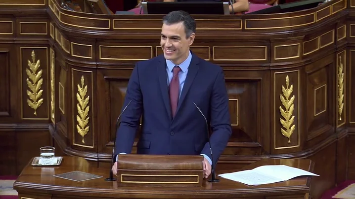 El efusivo aplauso de Vox tras el repaso de Sánchez al auge de la ultraderecha en Europa: "Se agradece que lo reconozcan"