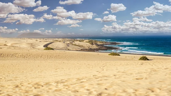 Uno de los diez lugares más bonitos para aparcar tu autocaravana este verano es la zona de Játiva, en Fuerteventura Los 10 lugares más bonitos para aparcar tu autocaravana este verano