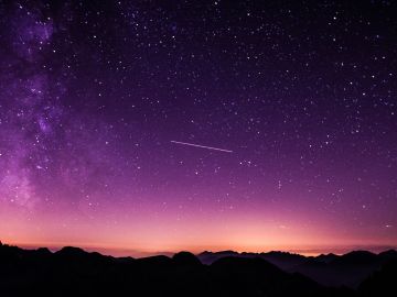 Las 3 diferencias entre perseidas y acuáridas: así se comportan estos meteoros Las 3 diferencias entre perseidas y acuáridas: así se comportan estos meteoros