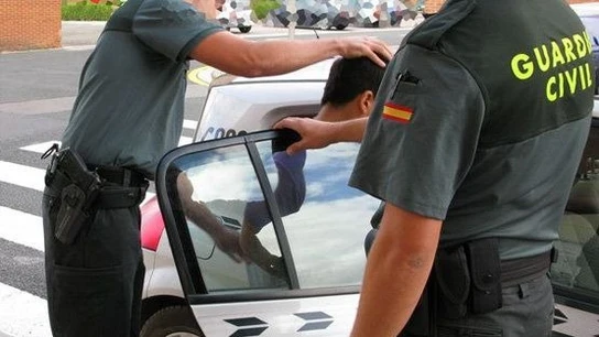 Intervención de la Guardia Civil Intervención de la Guardia Civil