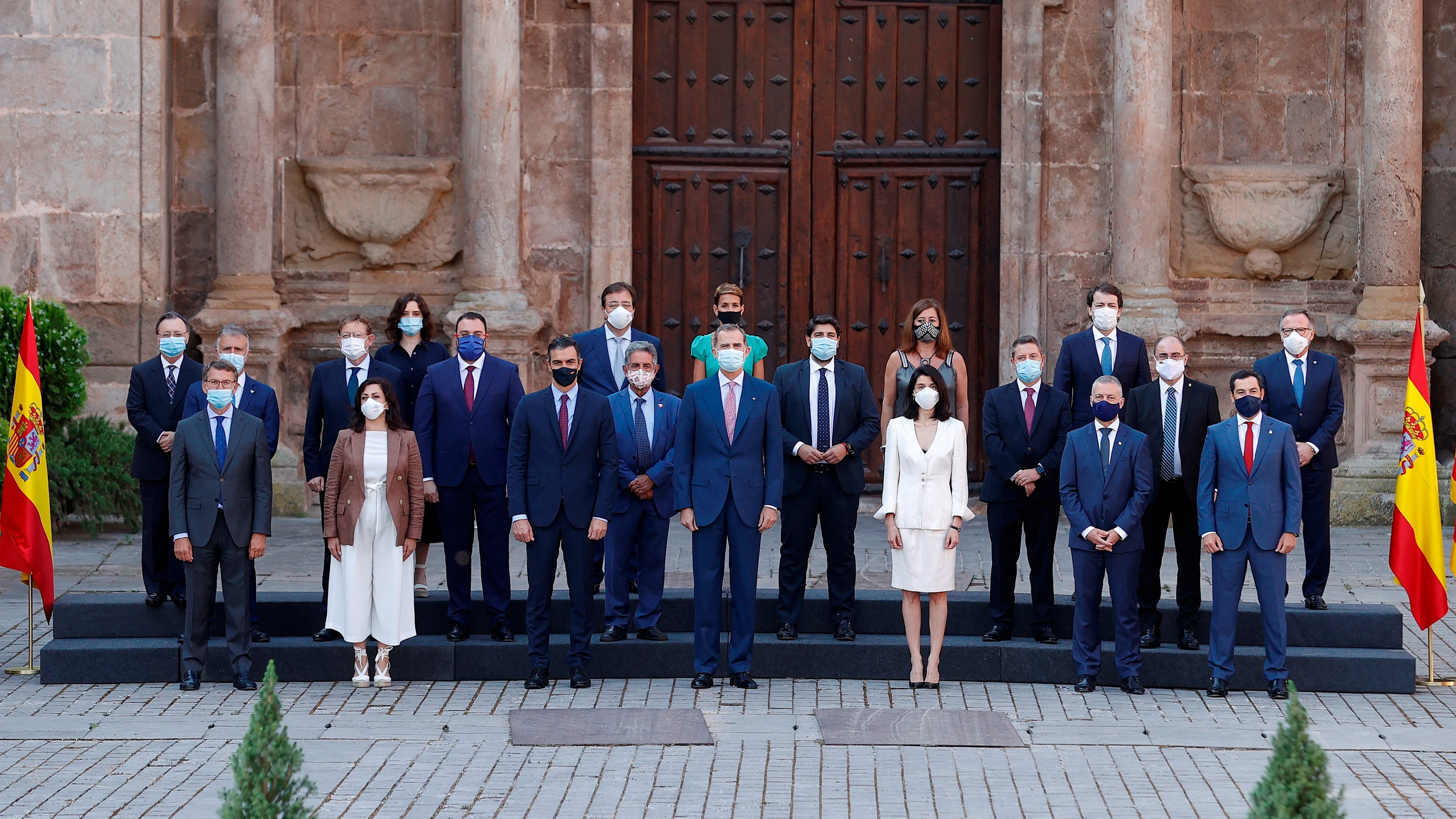 Foto de familia en la Conferencia de Presidentes