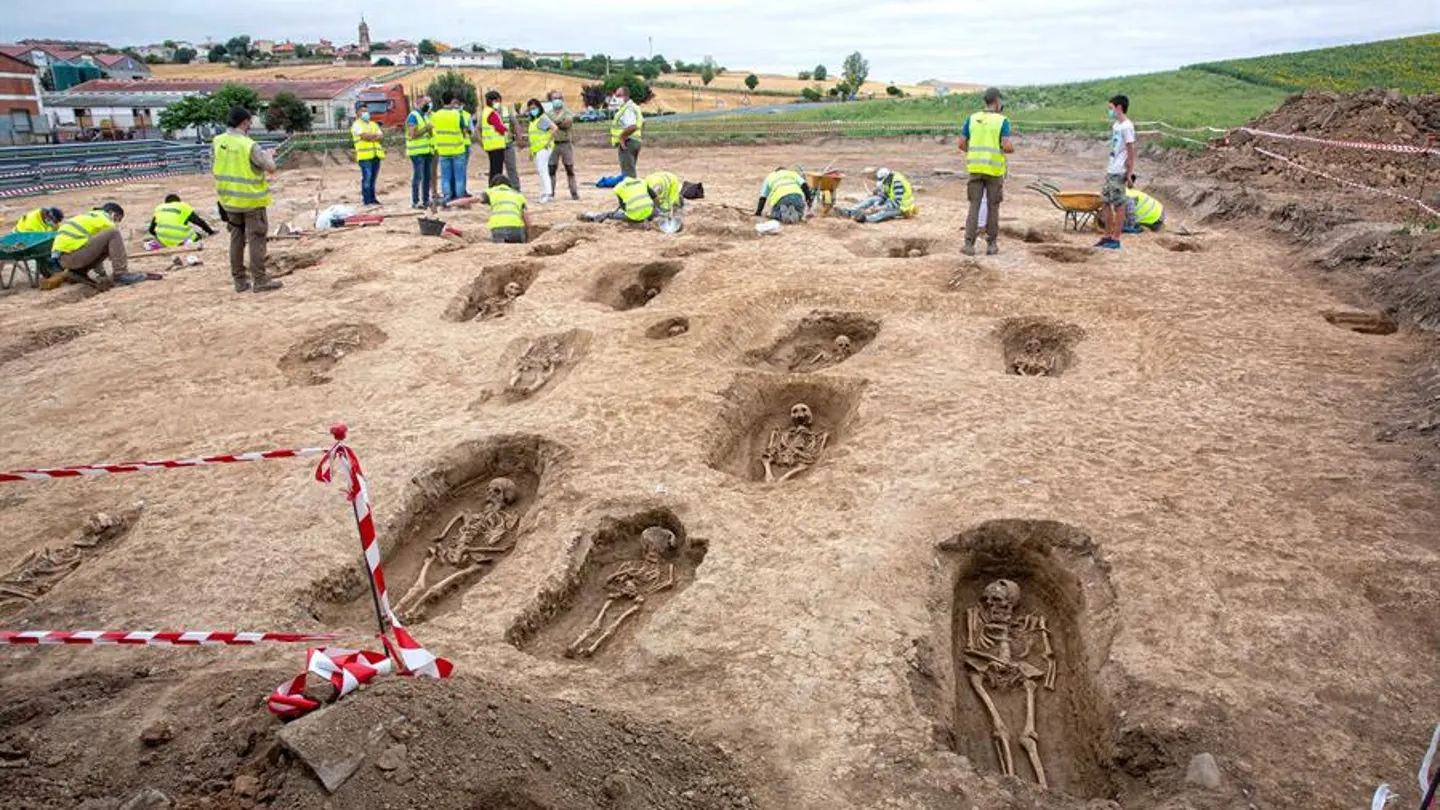 Excavación arqueológica en el municipio riojano de Grañón Excavación arqueológica en el municipio riojano de Grañón
