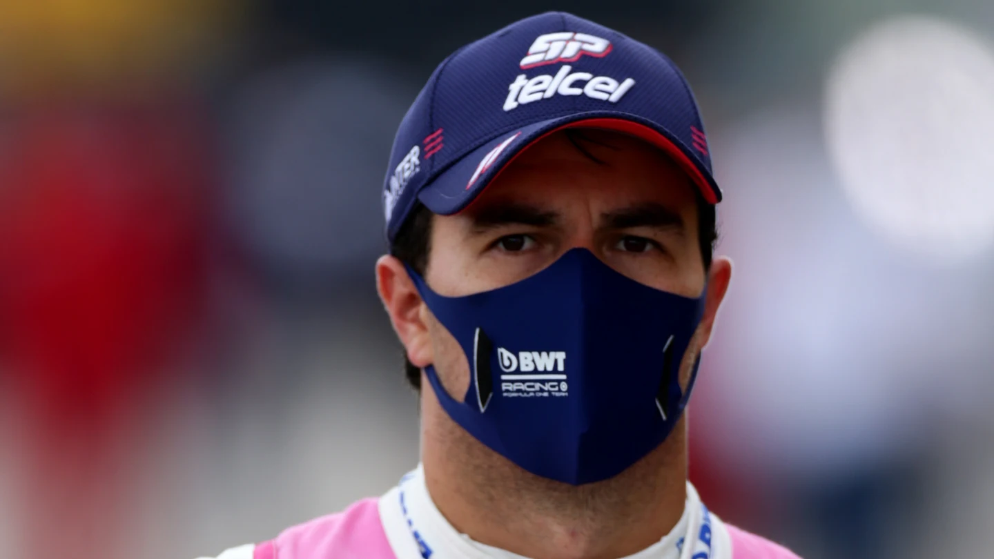 Sergio Pérez, primer piloto de Fórmula 1 que da positivo por coronavirus, no correrá el GP de Gran Bretaña Sergio Pérez, primer piloto de Fórmula 1 que da positivo por coronavirus, no correrá el GP de Gran Bretaña