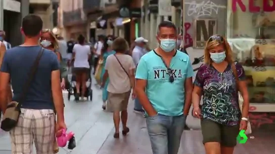 Enfrentar el estrés, la depresión o el insomnio: ¿está España preparada para la 'cuarta ola' del coronavirus? Enfrentar el estrés, la depresión o el insomnio: ¿está España preparada para la 'cuarta ola' del coronavirus?