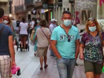 Enfrentar el estrés, la depresión o el insomnio: ¿está España preparada para la 'cuarta ola' del coronavirus? Enfrentar el estrés, la depresión o el insomnio: ¿está España preparada para la 'cuarta ola' del coronavirus?