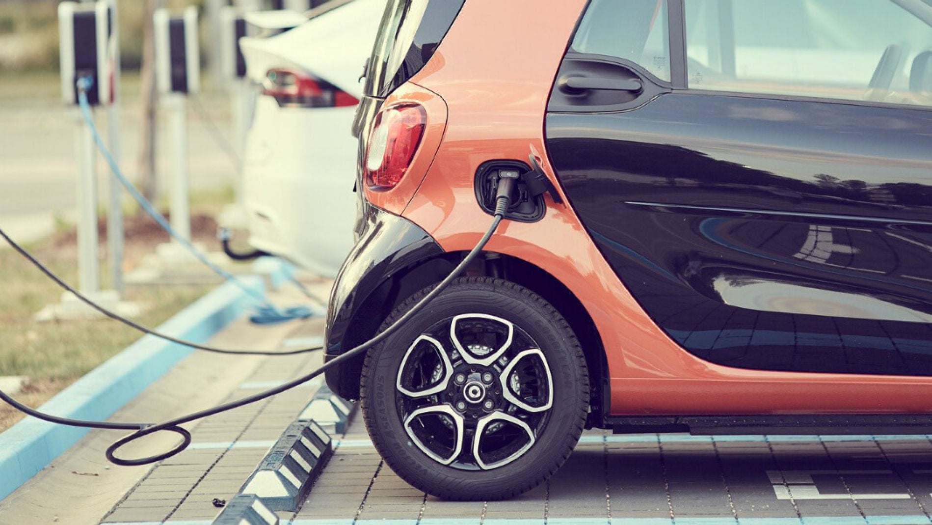  Coche el&eacute;ctrico 