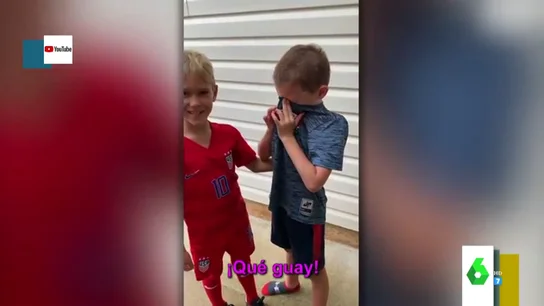 El emotivo reencuentro de dos mejores amigos de siete años tras meses sin verse El emotivo reencuentro de dos mejores amigos de siete años tras meses sin verse