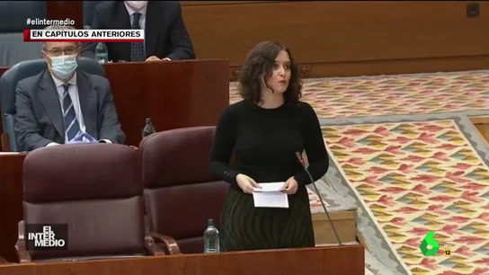 Vídeo manipulado - El recital de Ayuso en plena Asamblea de Madrid: "Les voy a leer un poema" Vídeo manipulado - El recital de Ayuso en plena Asamblea de Madrid: "Les voy a leer un poema"